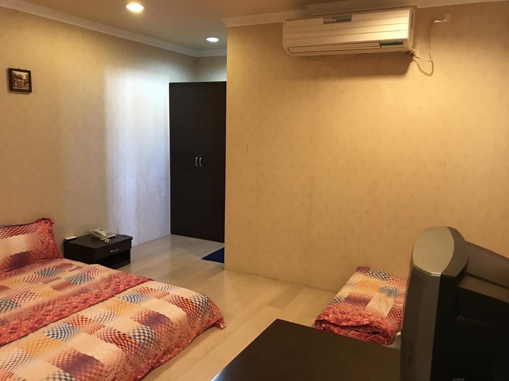 Hefeng Ting Homestay Heng-ch'un Kültér fotó